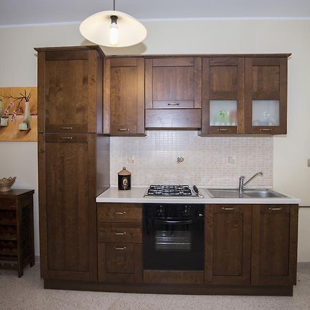 La Casa Di Tina Διαμέρισμα Colonnella Δωμάτιο φωτογραφία