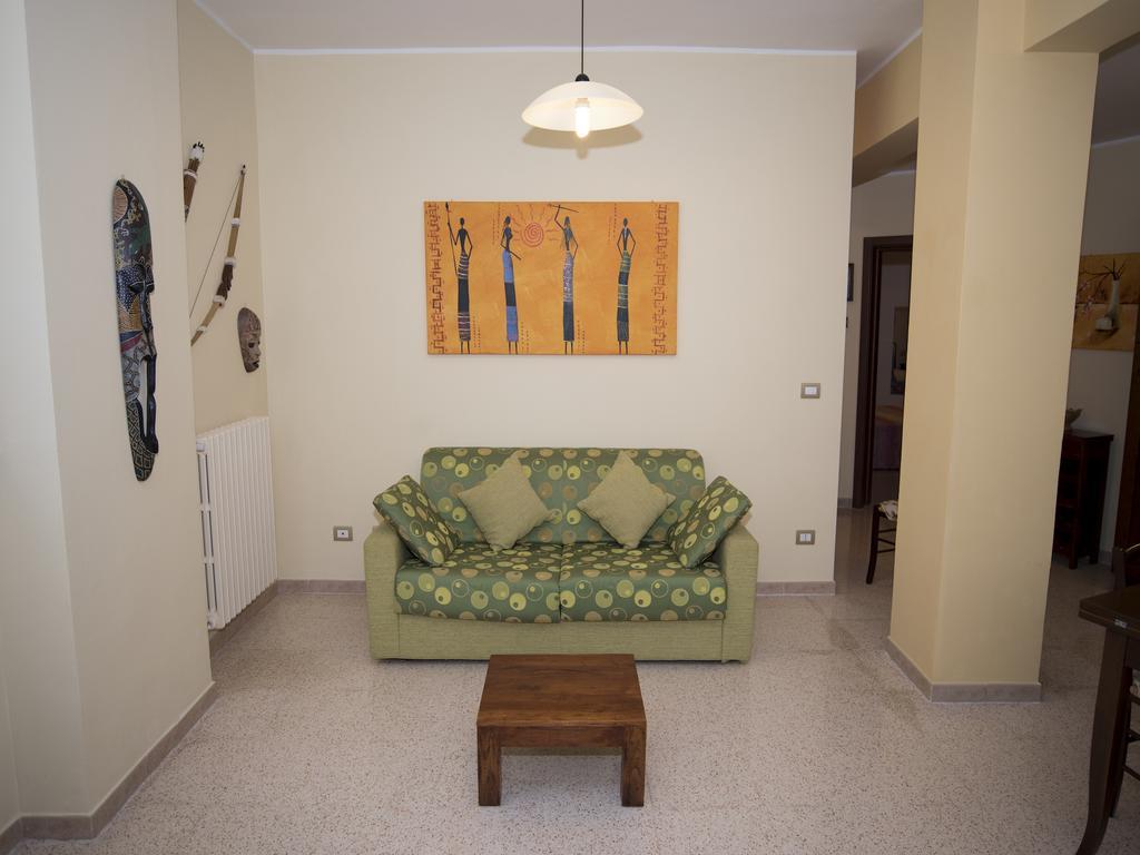 La Casa Di Tina Διαμέρισμα Colonnella Δωμάτιο φωτογραφία