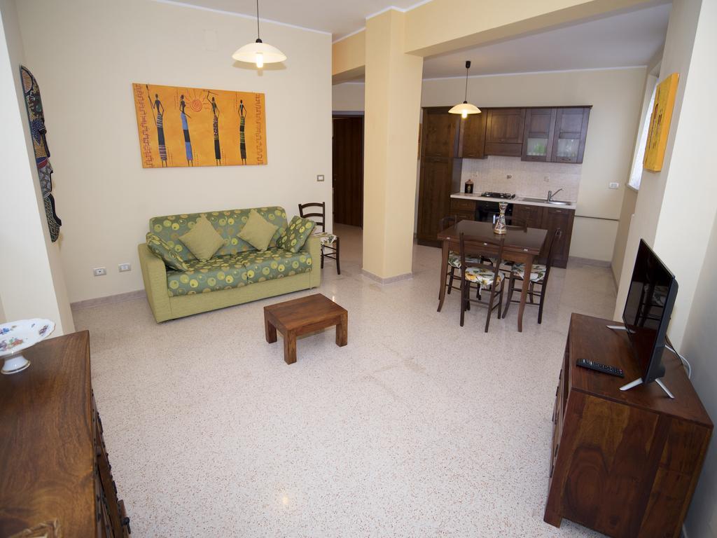 La Casa Di Tina Διαμέρισμα Colonnella Δωμάτιο φωτογραφία