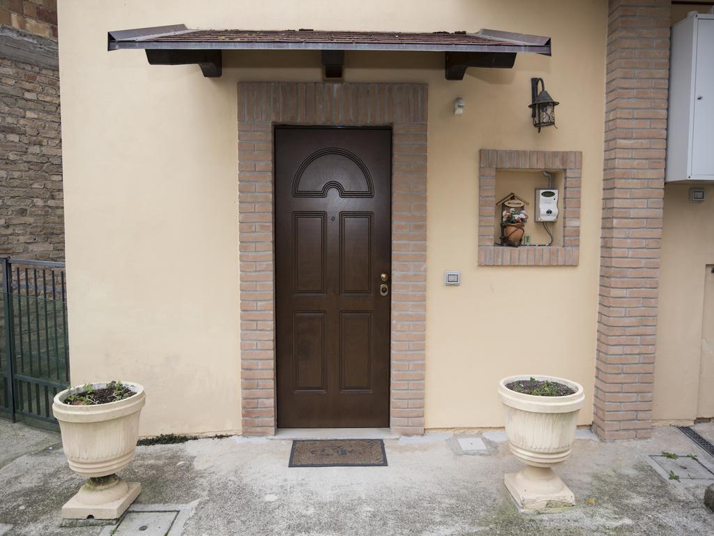 La Casa Di Tina Διαμέρισμα Colonnella Δωμάτιο φωτογραφία